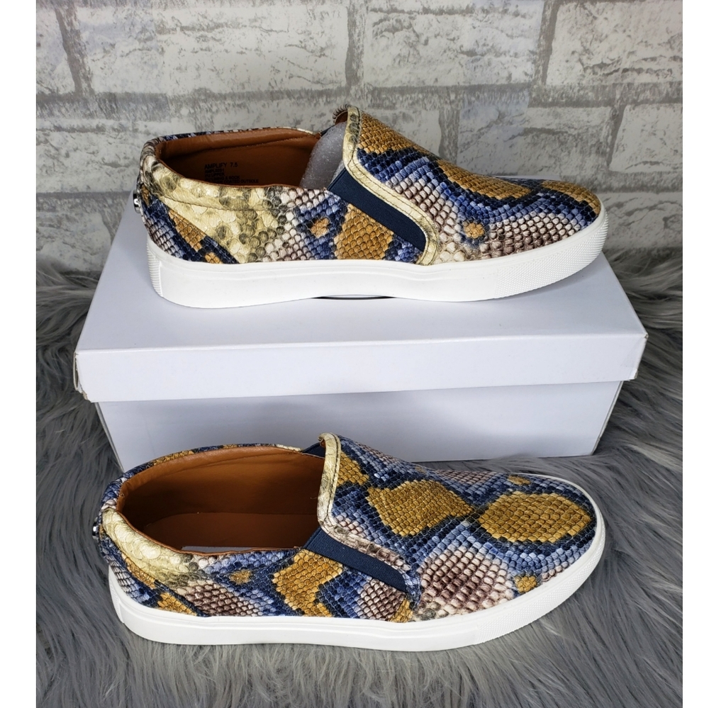 Steve Madden Amplify Multi Snake Casual Flat